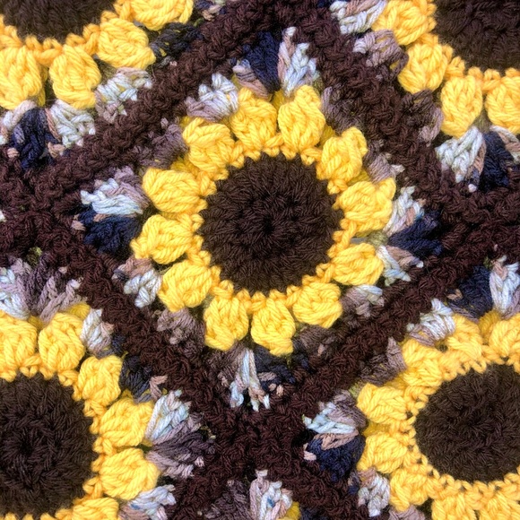 🖤 Crochet Sunflower Handmade Tote Bag. - Picture 3 of 4